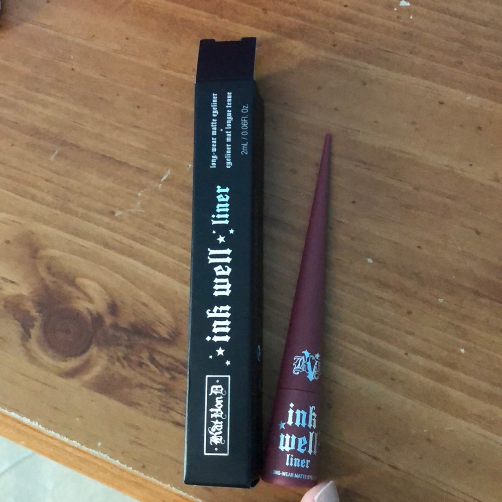Kat Von D ink well long-wear matte eyeliner